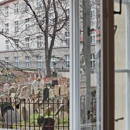 アパート My Old Prague's Hall Of Music